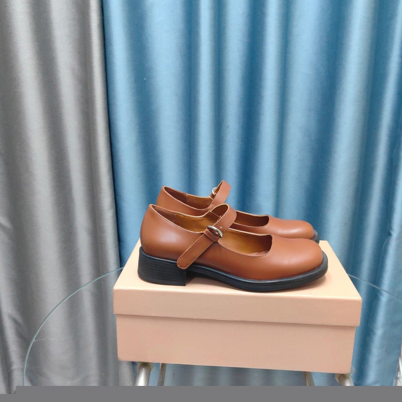 Miu Miu flat shoes